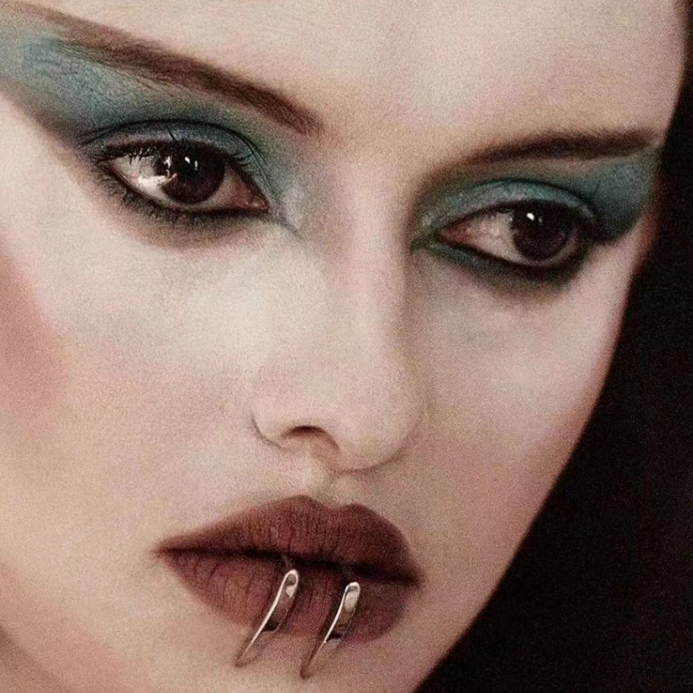 Персонализированный, необычный – обзор и цена Body Jewelry Labret